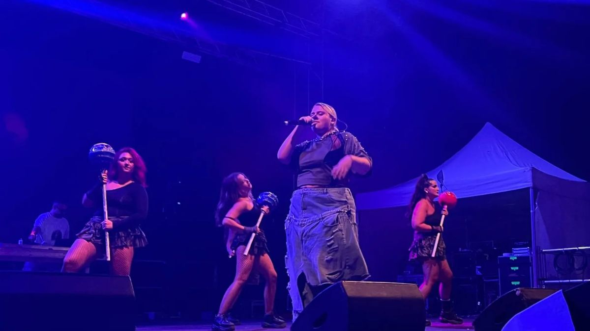 BigMama bloccata a Dubai per la guerra in Iran: voli sospesi e rientro in Italia rinviato