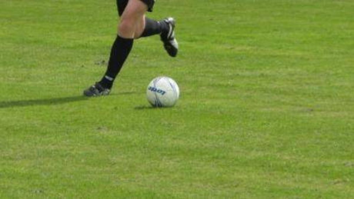 emanuele giacch233 l8217allenatore muore dopo la partita per un malore improvviso calciatori e amici sconvolti da Thesocialpost.it emanuele giacch233 l8217allenatore muore dopo la partita per un malore improvviso calciatori e amici sconvolti