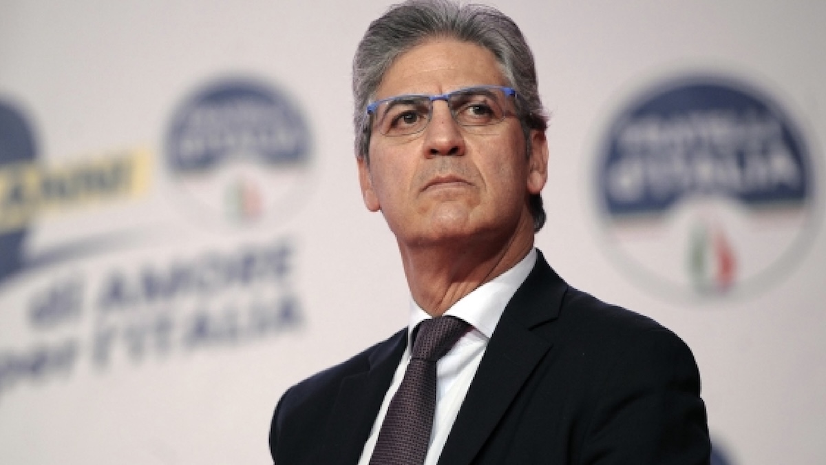 Caso Petrecca, i giornalisti contro il direttore di Rai Sport. Da oggi sciopero dopo la fine delle Olimpiadi e ritiro delle firme