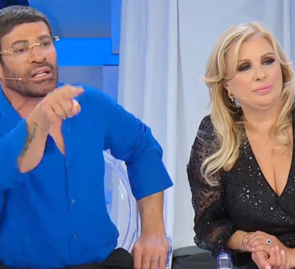 Gianni Sperti e Tina Cipollari in studio a Uomini e Donne