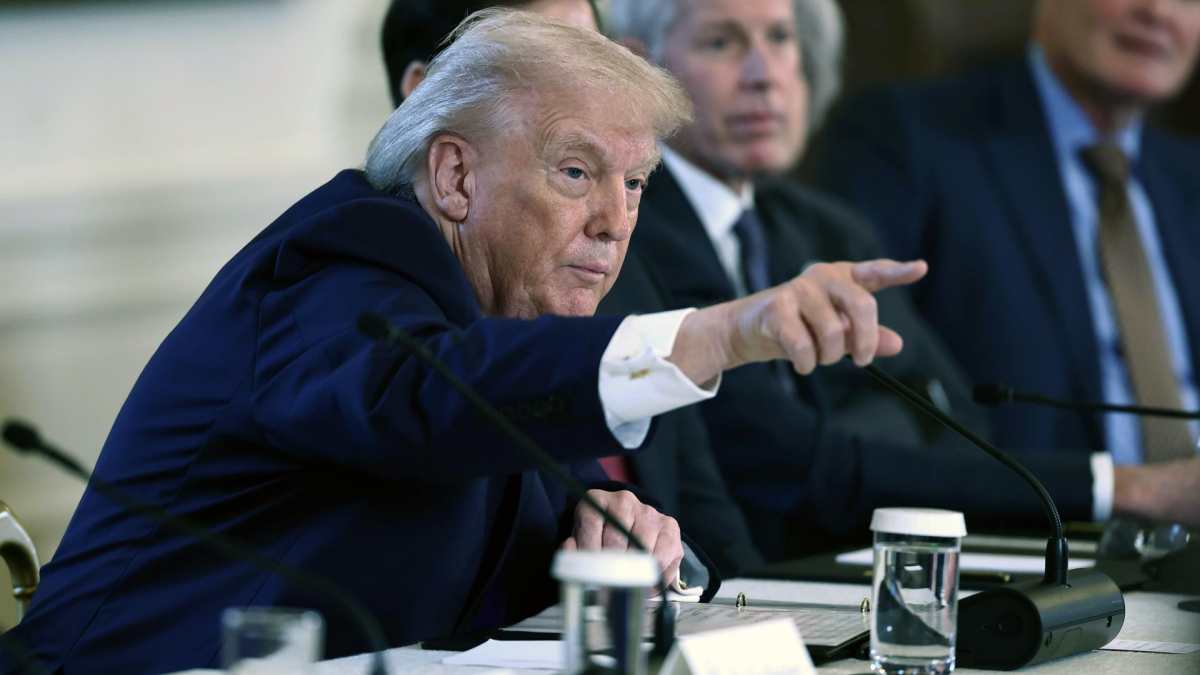 Le ultime ore del negoziato e la svolta militare: perché Trump ha deciso di attaccare l’Iran