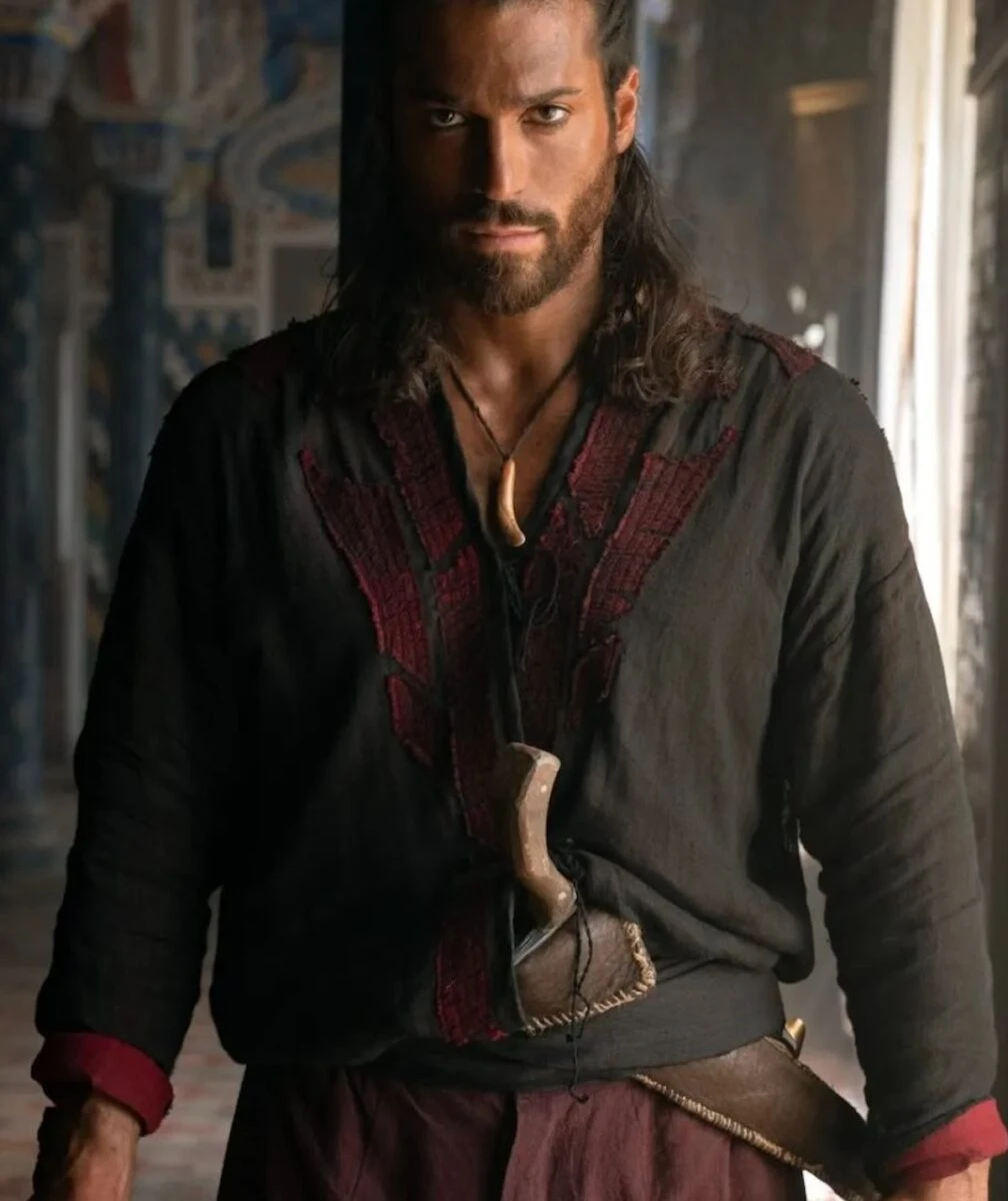 Can Yaman nella serie Rai Sandokan
