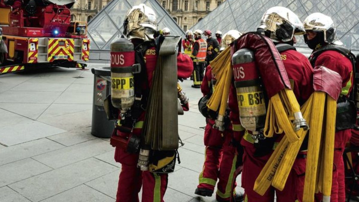 Caos al museo, intervengono immediatamente i pompieri. A rischio i capolavori italiani