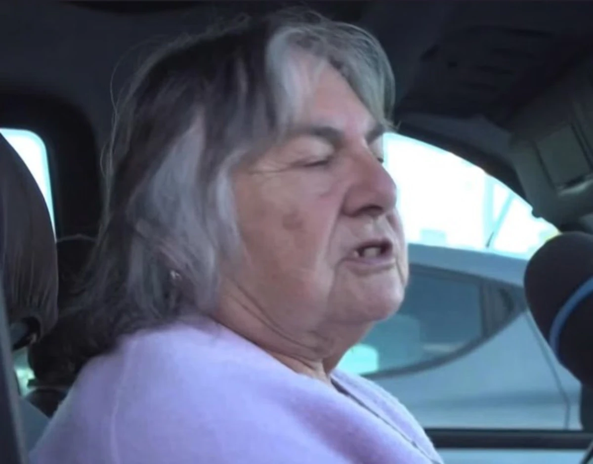 La nonna dei minori coinvolti nel caso della famiglia nel bosco