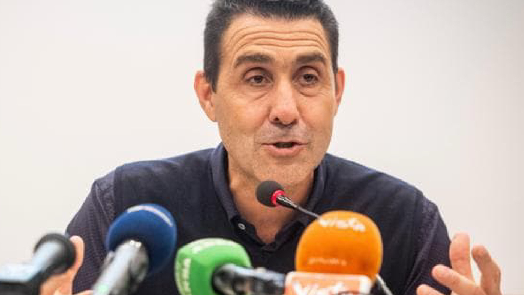 alemanno si sposta con vannacci nasce un nuovo asse nella destra radicale da Thesocialpost.it alemanno si sposta con vannacci nasce un nuovo asse nella destra radicale