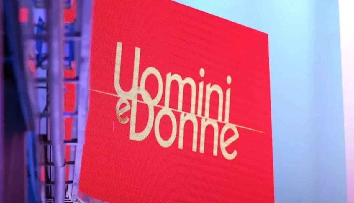 Studio di Uomini e Donne durante la registrazione del 3 marzo 2026