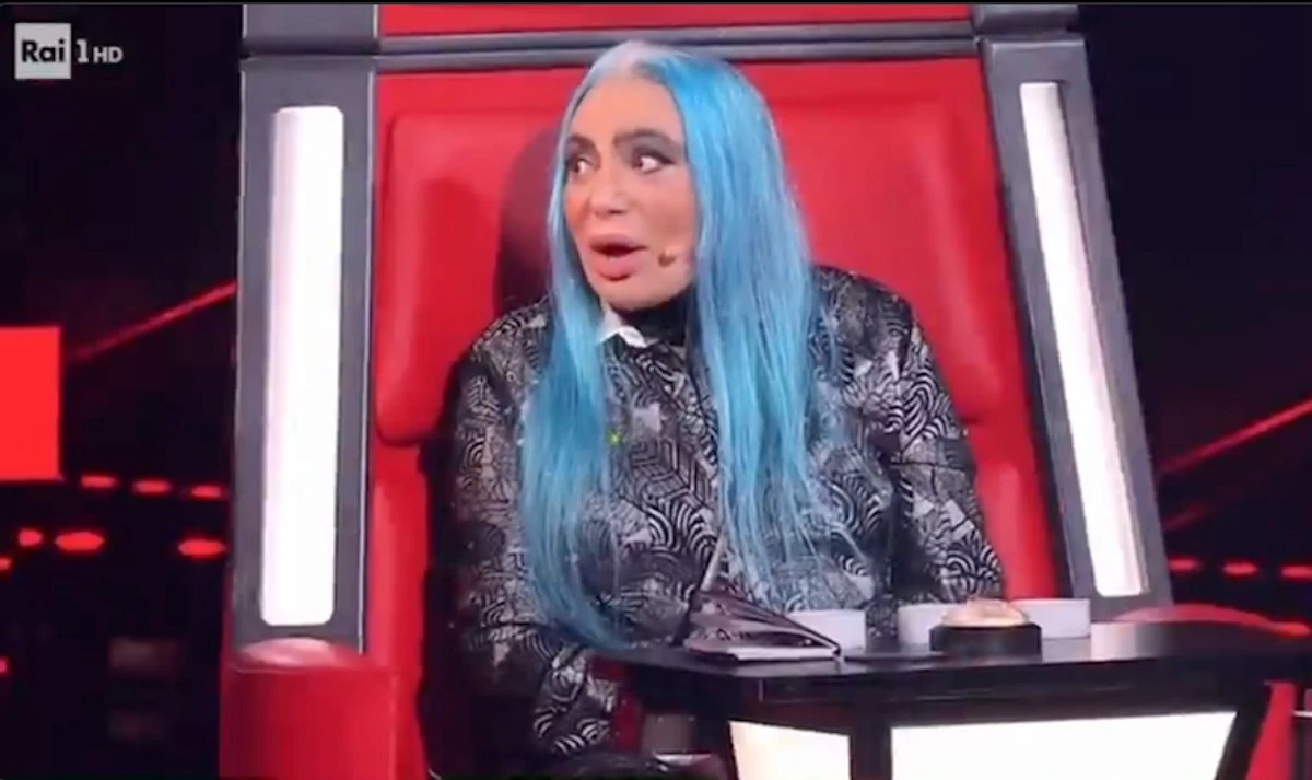 Arisa ascolta il racconto di Mariagrazia a The Voice Generations