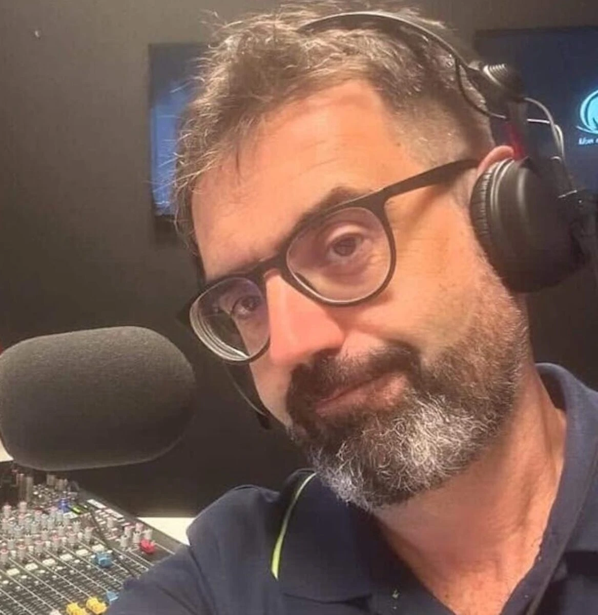 Filippo Colombo, storico cronista e volto di Radio Lombardia, scomparso a 53 anni