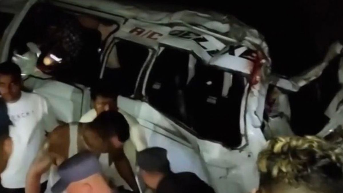 autobus vola gi249 dalla scarpata 232 strage morti e feriti da Thesocialpost.it autobus vola gi249 dalla scarpata 232 strage morti e feriti