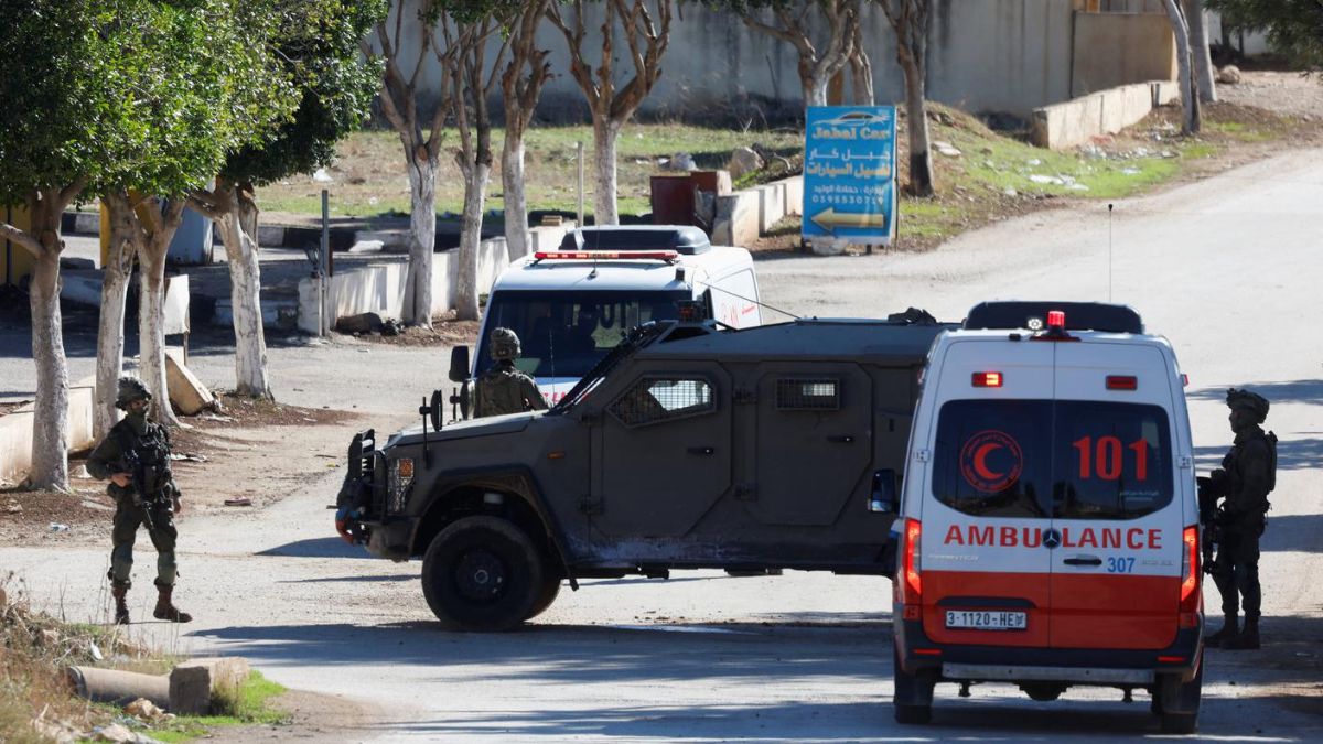 cisgiordania spari contro un8217auto sterminata famiglia morti padre madre e due figli piccoli da Thesocialpost.it cisgiordania spari contro un8217auto sterminata famiglia morti padre madre e due figli piccoli