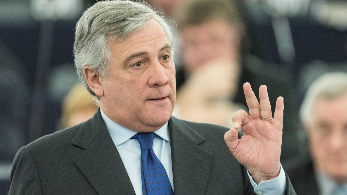 tajani cita bo353kov partita finisce quando arbitro fischia da Thesocialpost.it tajani cita bo353kov partita finisce quando arbitro fischia