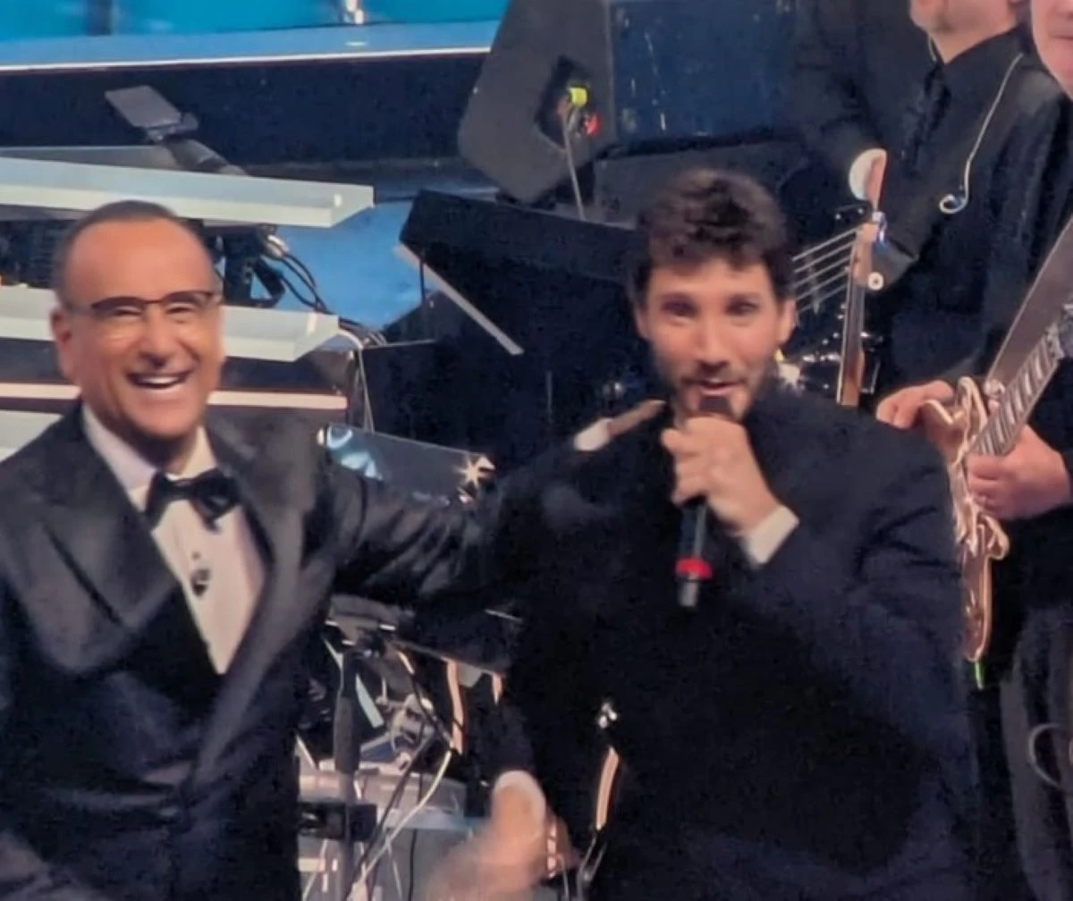Teatro Ariston e ipotesi sul cast di conduzione di Sanremo 2027