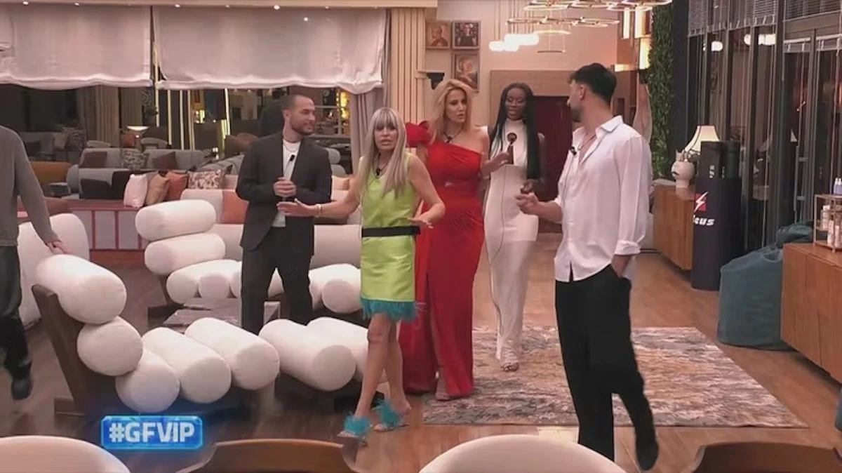Alessandra Mussolini durante un momento di confronto al Grande fratello vip