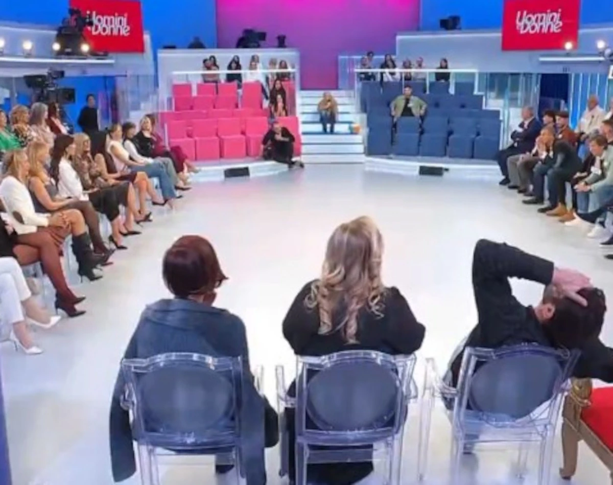 Uomini e Donne, immagine d'archivio dallo studio del programma