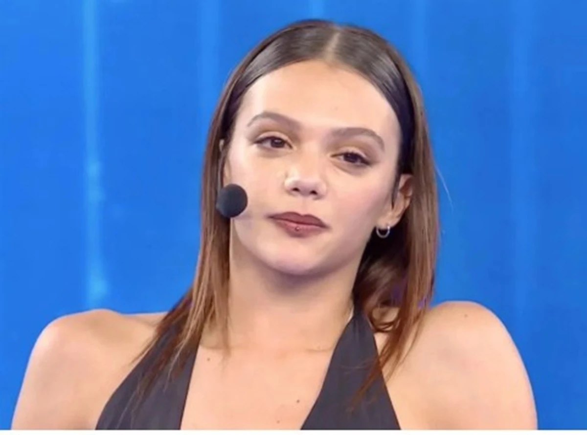 Chiara Bacci, ballerina di Amici 25, protagonista della notizia sull'infortunio