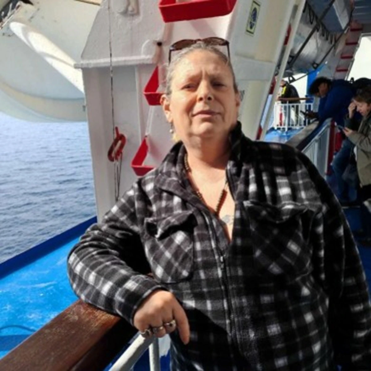 Ricerche in corso sul litorale: recupero in mare nel Catanzarese