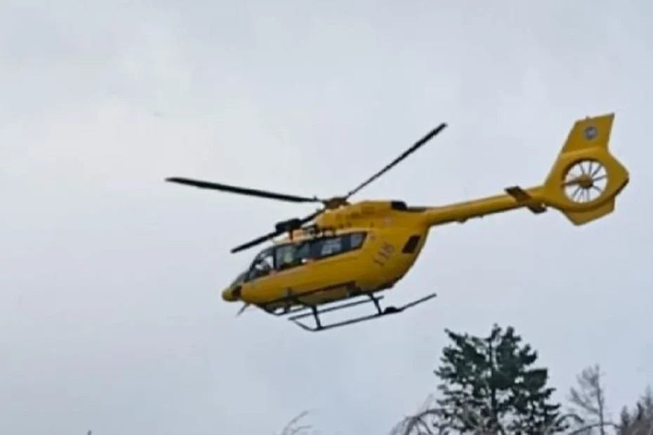 Intervento dei soccorsi ed emergenza sanitaria dopo incidente stradale