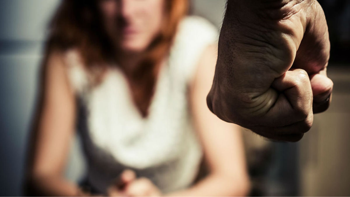 femminicidi via libera alla legge chi uccide non potr224 decidere sui funerali della vittima da Thesocialpost.it femminicidi via libera alla legge chi uccide non potr224 decidere sui funerali della vittima