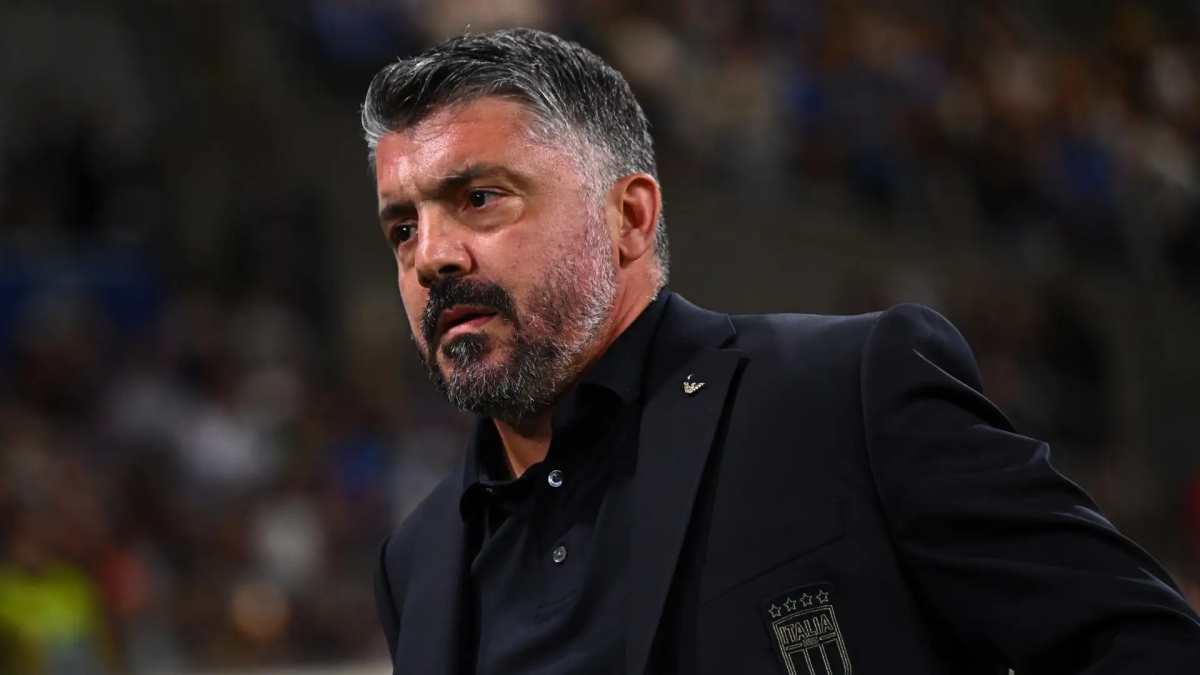 Rino Gattuso in panchina durante Bosnia-Italia, tema del futuro Ct della Nazionale