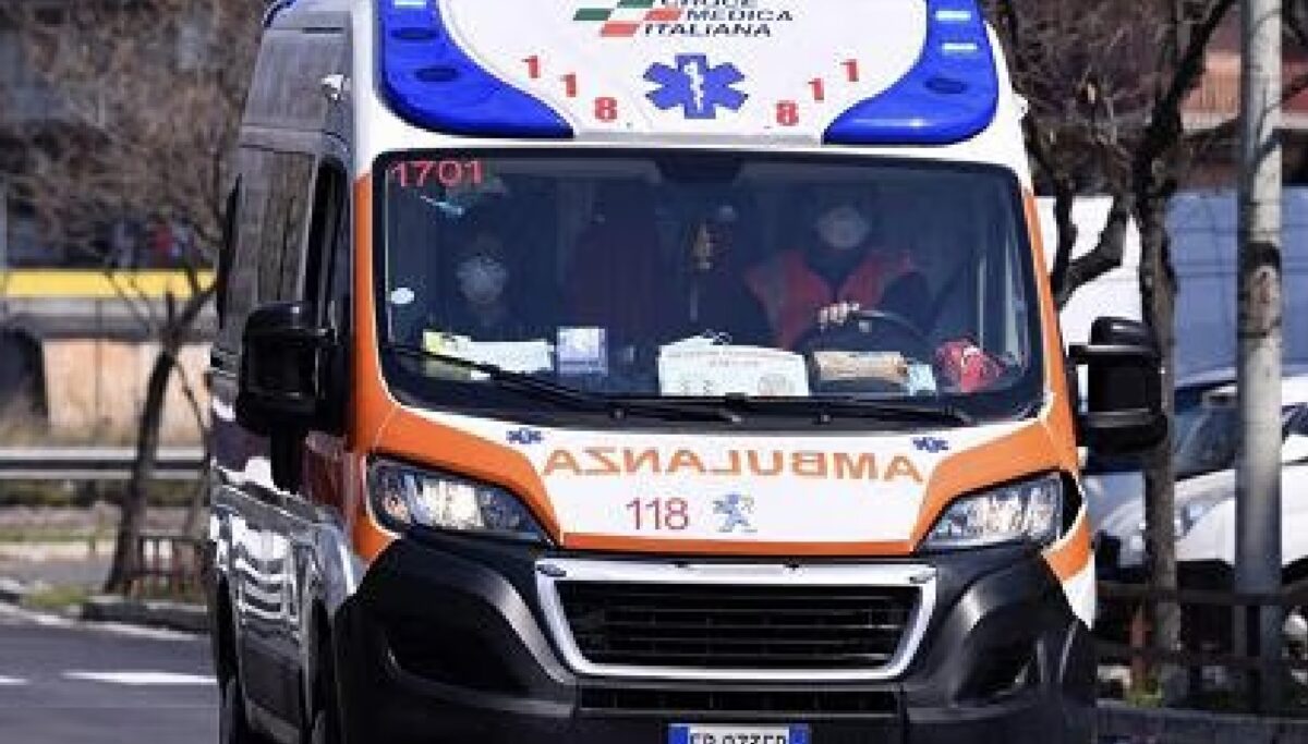 Genova Voltri, area di via al Santuario delle Grazie dove una 13enne è precipitata da un muraglione