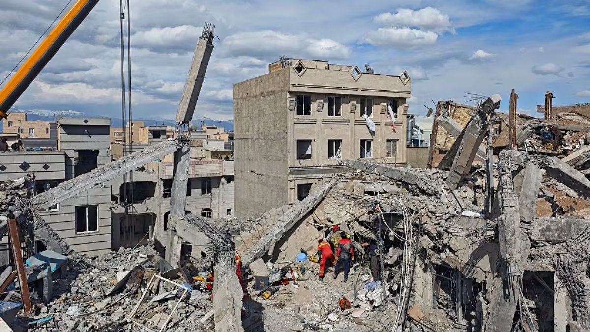 guerra in iran escalation militare e tensione globale ucciso casco blu unifil teheran proposte usa sono irragionevoli da Thesocialpost.it guerra in iran escalation militare e tensione globale ucciso casco blu unifil teheran proposte usa sono irragionevoli