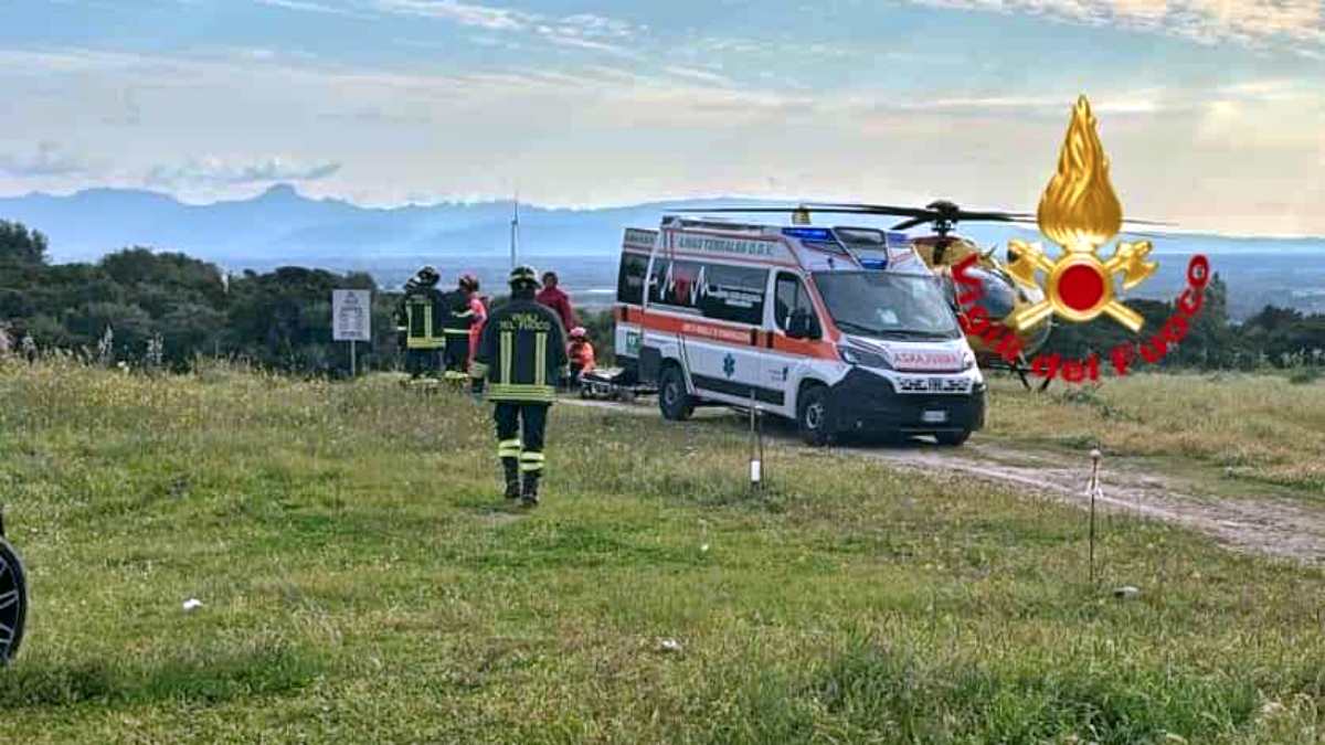 Italia, carambola spaventosa tra due auto: sbalzati fuori in cinque!