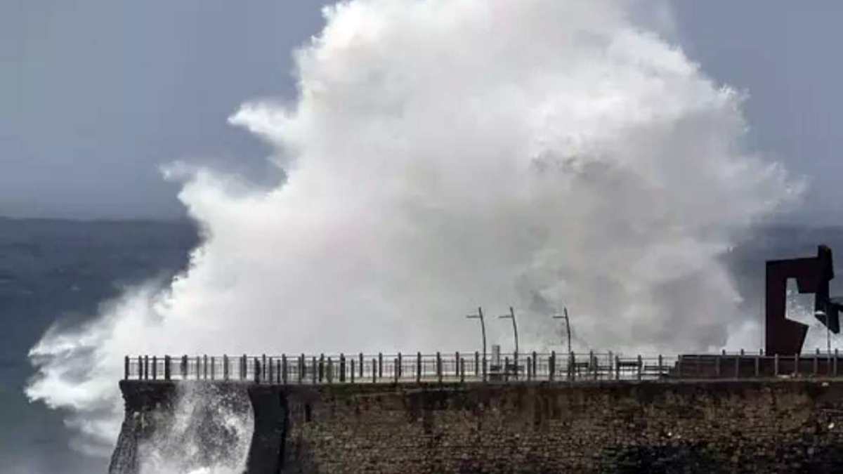 Meteo, vortice Jolina sull’Italia: piogge intense al Sud e possibile ritorno del freddo dai Balcani Meteo, vortice Jolina sull’Italia: piogge intense al Sud e possibile ritorno del freddo dai Balcani