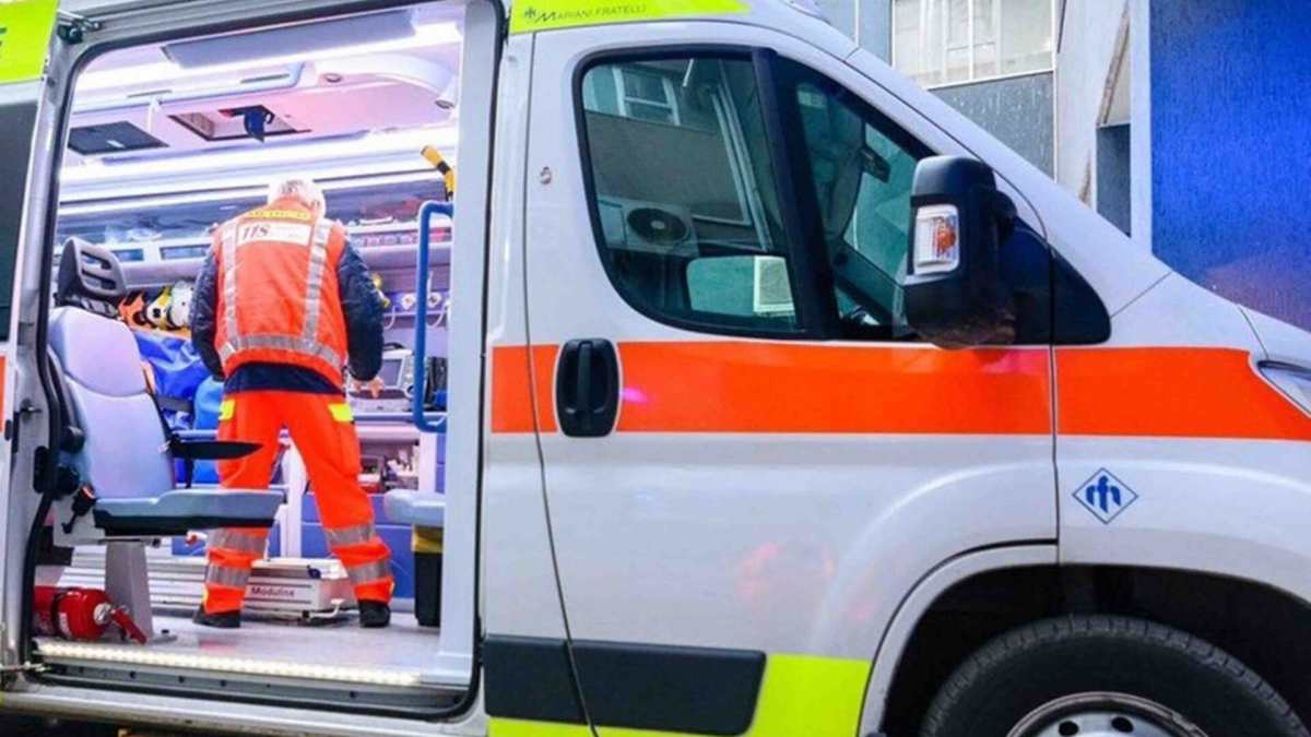 mangia un croissant poi la tragedia e8217 successo davanti ai familiari da Thesocialpost.it mangia un croissant poi la tragedia e8217 successo davanti ai familiari