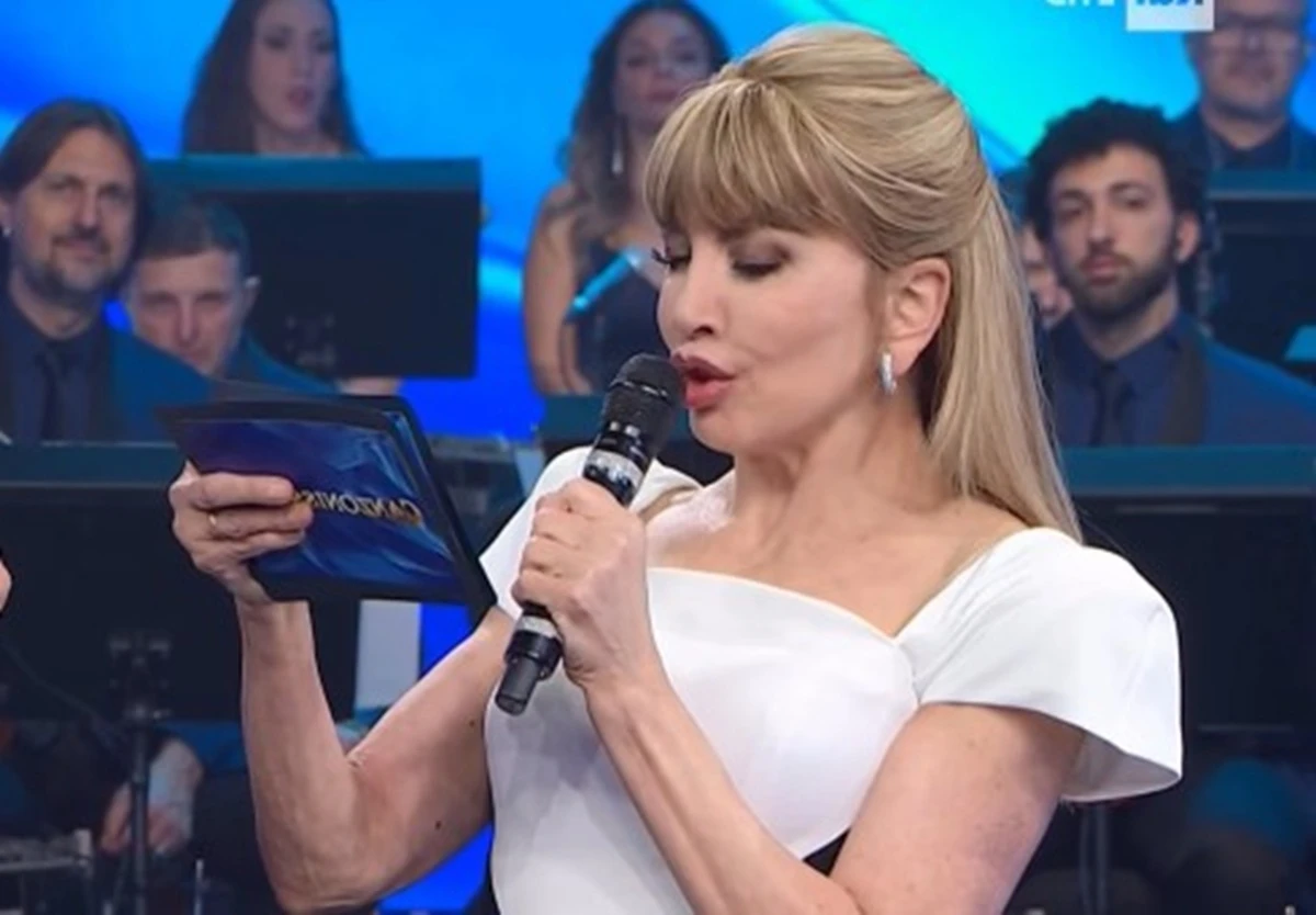 Milly Carlucci alla guida di Canzonissima su Rai1