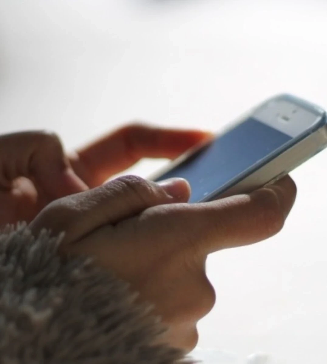 Sicurezza WhatsApp: come difendersi da hacker e furto account