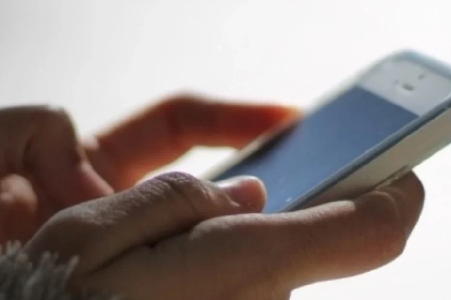Truffe telefoniche e spam: immagine collegata a possibili raggiri digitali