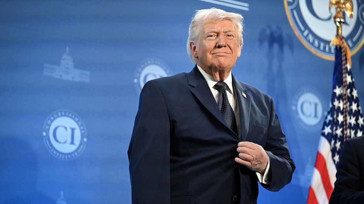 guerra in iran escalation militare e tensione globale ucciso casco blu unifil trump dialoghi con nuovo regime iran ma teheran smentisce da Thesocialpost.it guerra in iran escalation militare e tensione globale ucciso casco blu unifil trump dialoghi con nuovo regime iran ma teheran smentisce