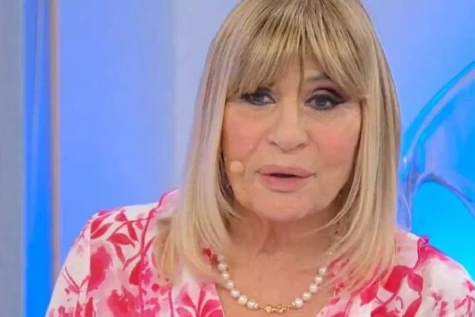 ued torna con me gemma clamoroso