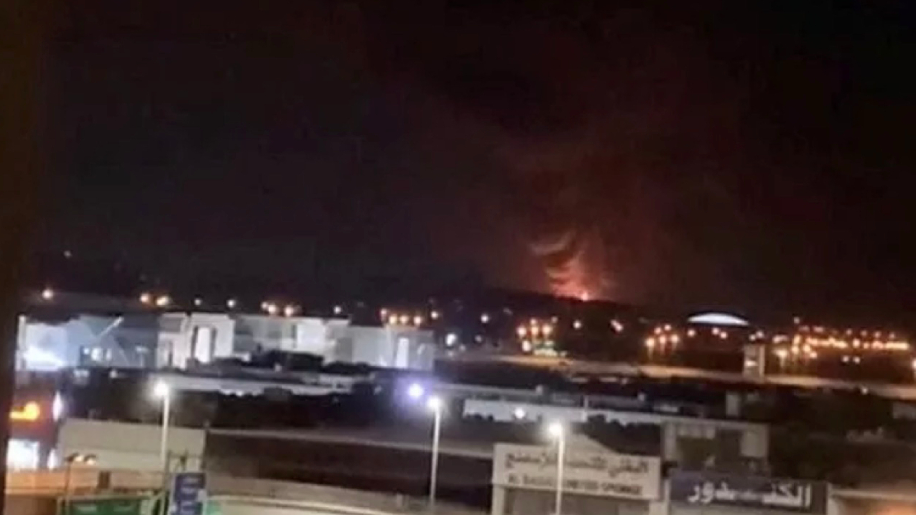 guerra in iran trump accelera l8217uscita ma il conflitto si allarga aeroporto in fiamme in kuwait nuovi raid su beirut da Thesocialpost.it guerra in iran trump accelera l8217uscita ma il conflitto si allarga aeroporto in fiamme in kuwait nuovi raid su beirut
