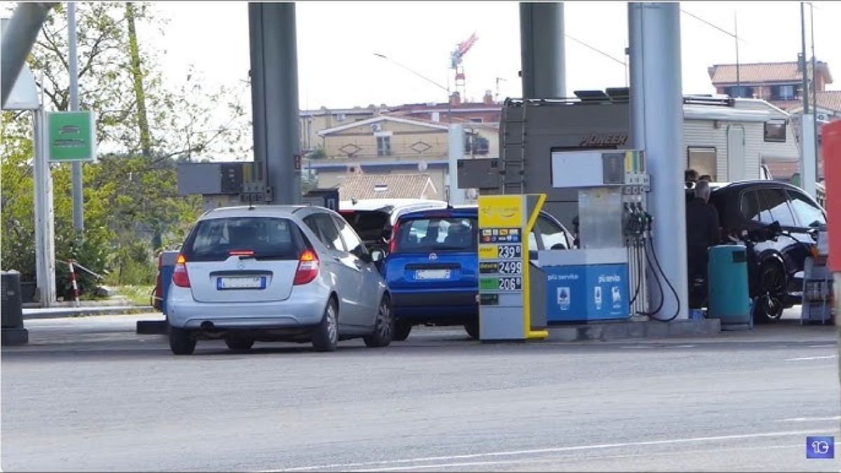 benzina a 3 euro al litro la notizia che terrorizza gli italiani ecco da quando da Thesocialpost.it benzina a 3 euro al litro la notizia che terrorizza gli italiani ecco da quando