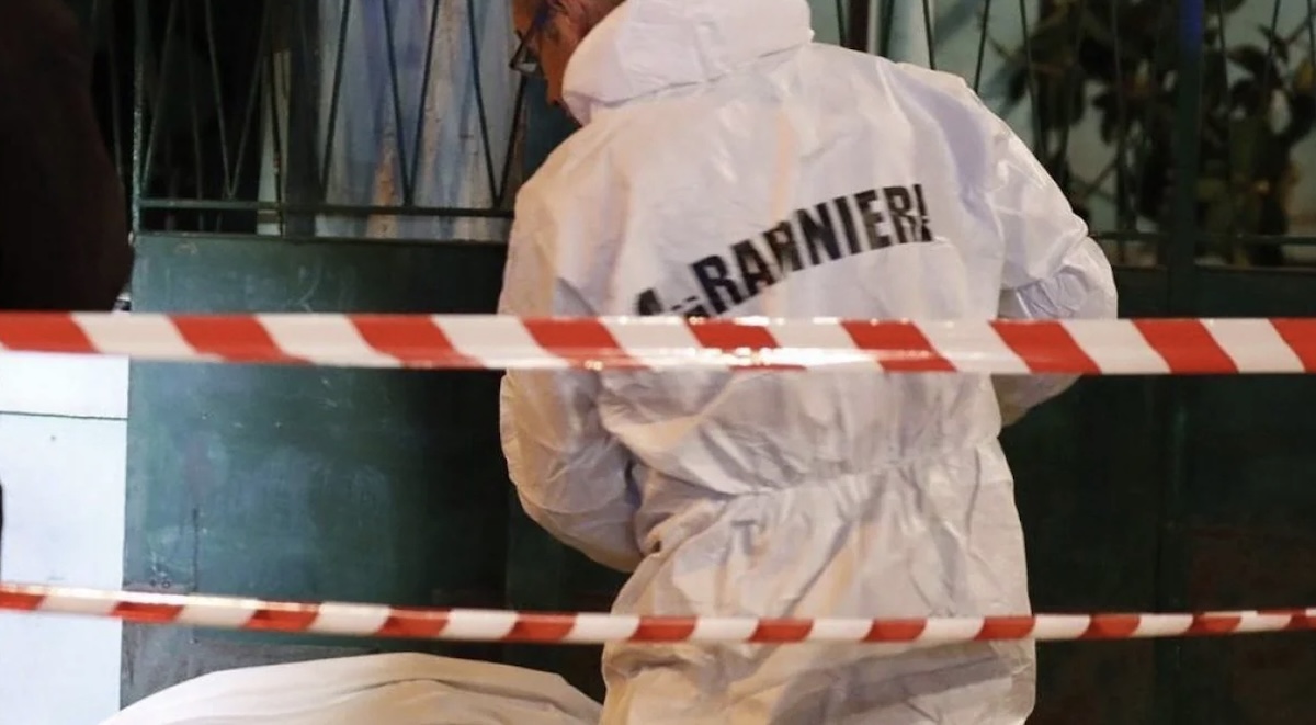 napoli agguato all8217alba fabio ascione ucciso a 20 anni killer in scooter colpiscono al torace da Thesocialpost.it napoli agguato all8217alba fabio ascione ucciso a 20 anni killer in scooter colpiscono al torace