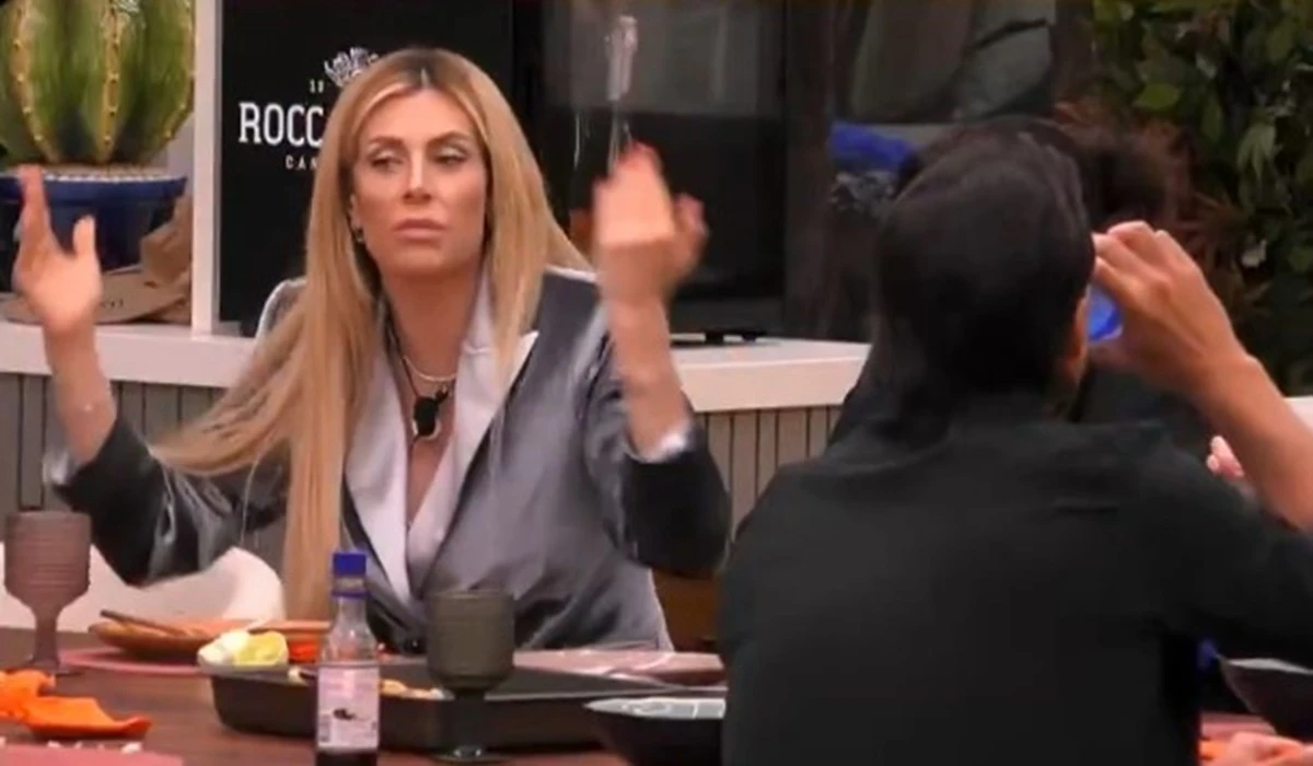 Antonella Elia al Grande Fratello Vip durante una discussione
