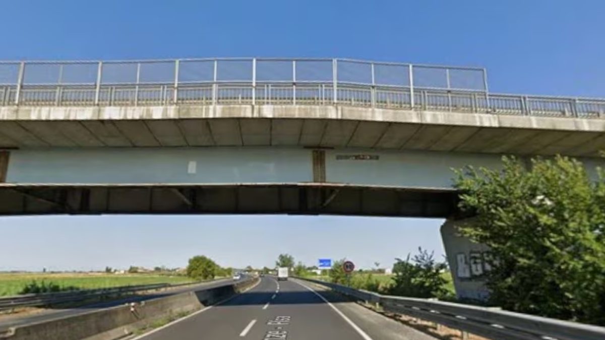 orrore in italia terribile scena sulla superstrada cosa spunta dal cavalcavia shock da Thesocialpost.it orrore in italia terribile scena sulla superstrada cosa spunta dal cavalcavia shock