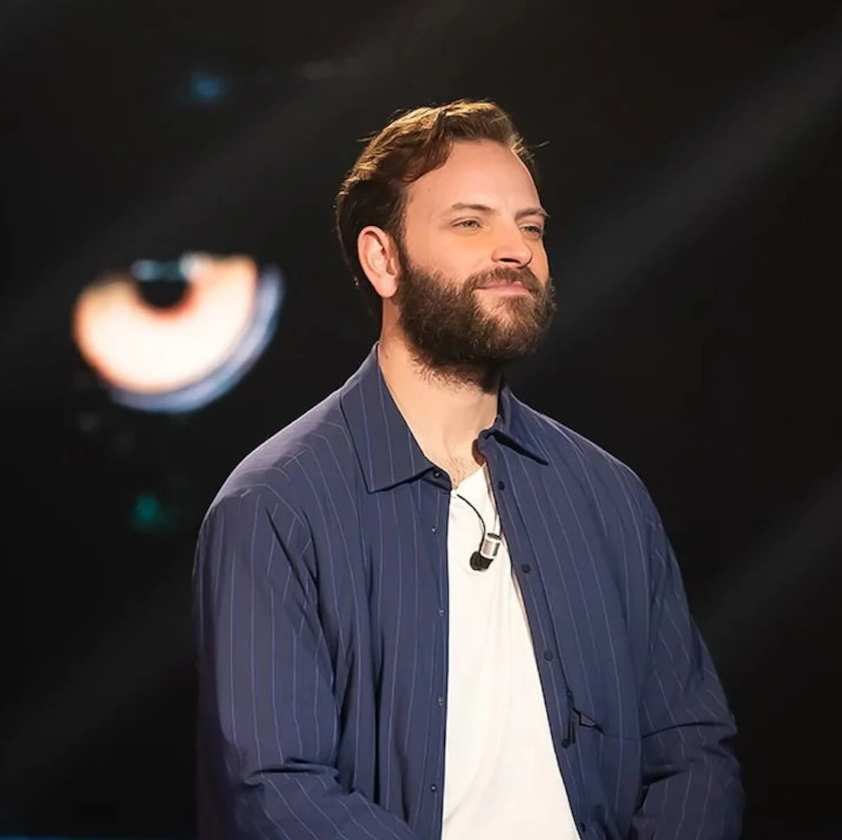 Alessandro Borghi in un'immagine legata a una precedente apparizione televisiva