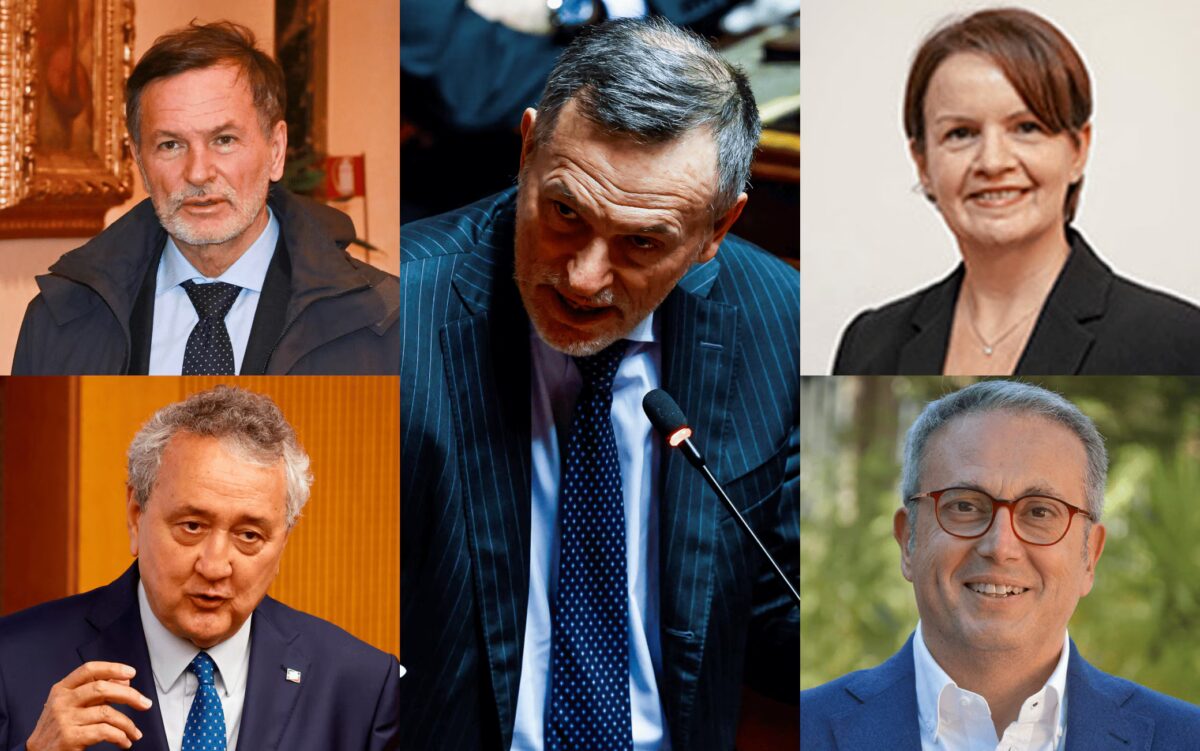 I nuovi sottosegretari nominati dal governo durante la cerimonia a Palazzo Chigi