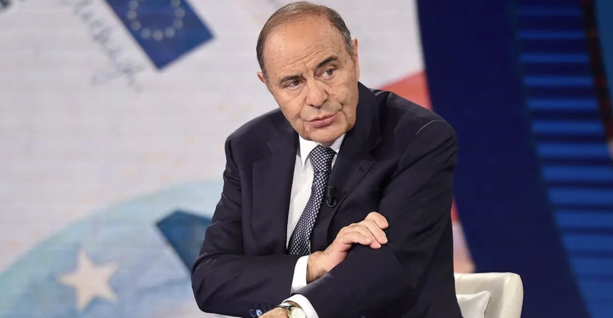 bruno vespa clamoroso 200 sparito il video cosa sta succedendo al giornalista da Thesocialpost.it bruno vespa clamoroso 200 sparito il video cosa sta succedendo al giornalista