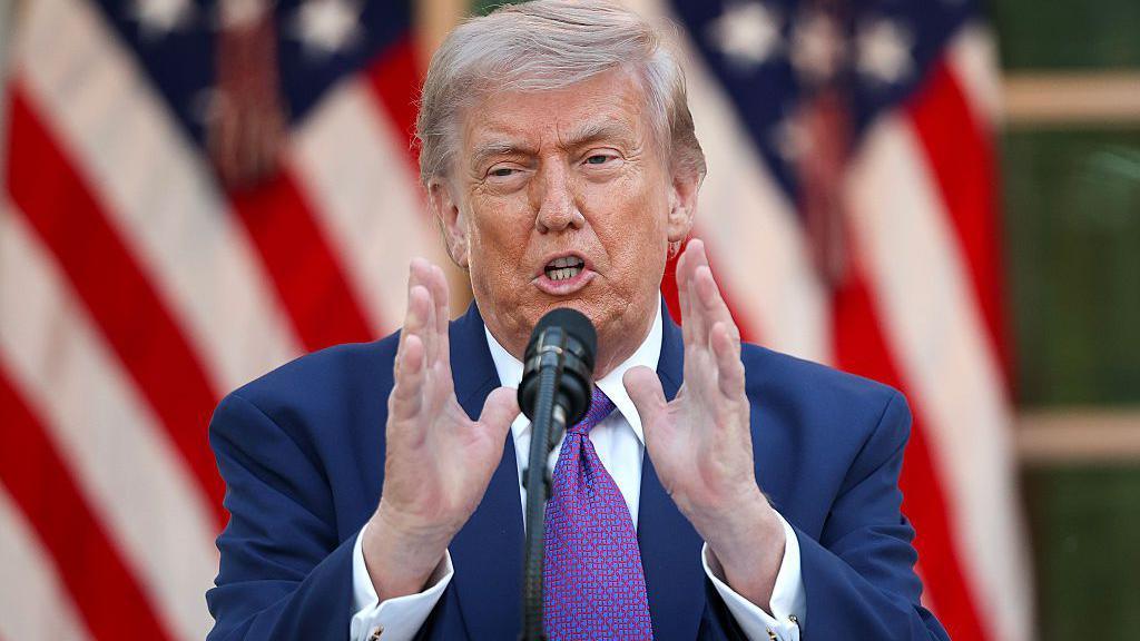iran trump resta solo gli sceicchi trattano con i mullah e la guerra diventa un rischio politico da Thesocialpost.it iran trump resta solo gli sceicchi trattano con i mullah e la guerra diventa un rischio politico