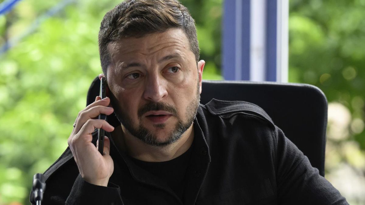 ucraina raid di kiev in profondit224 colpiti terminal petroliferi e impianti industriali russi come cambia la guerra da Thesocialpost.it ucraina raid di kiev in profondit224 colpiti terminal petroliferi e impianti industriali russi come cambia la guerra