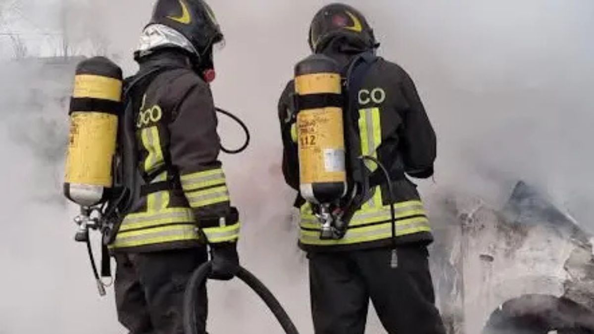italia uomo si da fuoco orrore nell8217azienda miliardaria situazione gravissima da Thesocialpost.it italia uomo si da fuoco orrore nell8217azienda miliardaria situazione gravissima