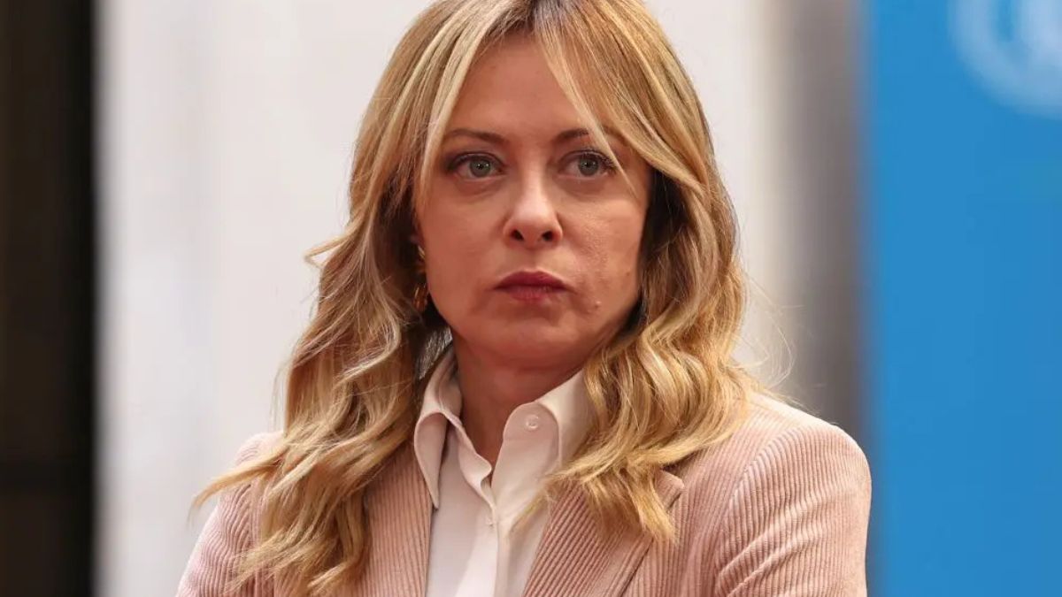 ebola i timori del governo meloni chiede all8217ue coordinamento alle frontiere da Thesocialpost.it ebola i timori del governo meloni chiede all8217ue coordinamento alle frontiere