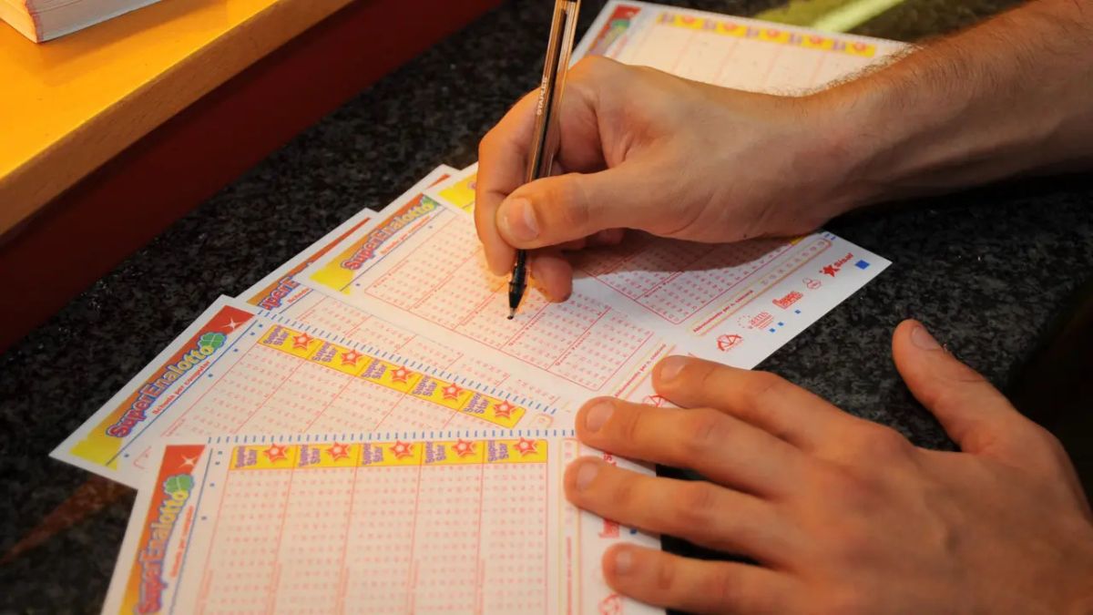 superenalotto jackpot da record la notizia 232 appena arrivata da Thesocialpost.it superenalotto jackpot da record la notizia 232 appena arrivata