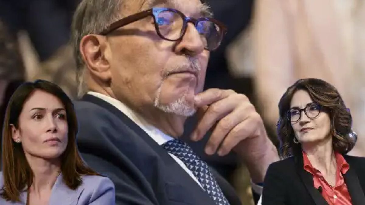 io la carfagna e gelmini8230 la gaffe del presidente del senato durante il convegno da Thesocialpost.it io la carfagna e gelmini8230 la gaffe del presidente del senato durante il convegno