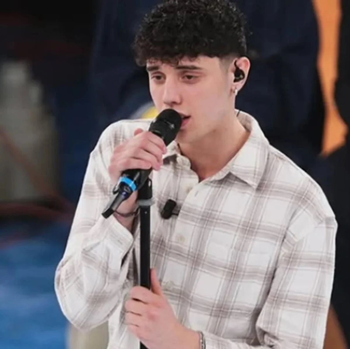 Riccardo di Amici 25 durante il ballottaggio finale