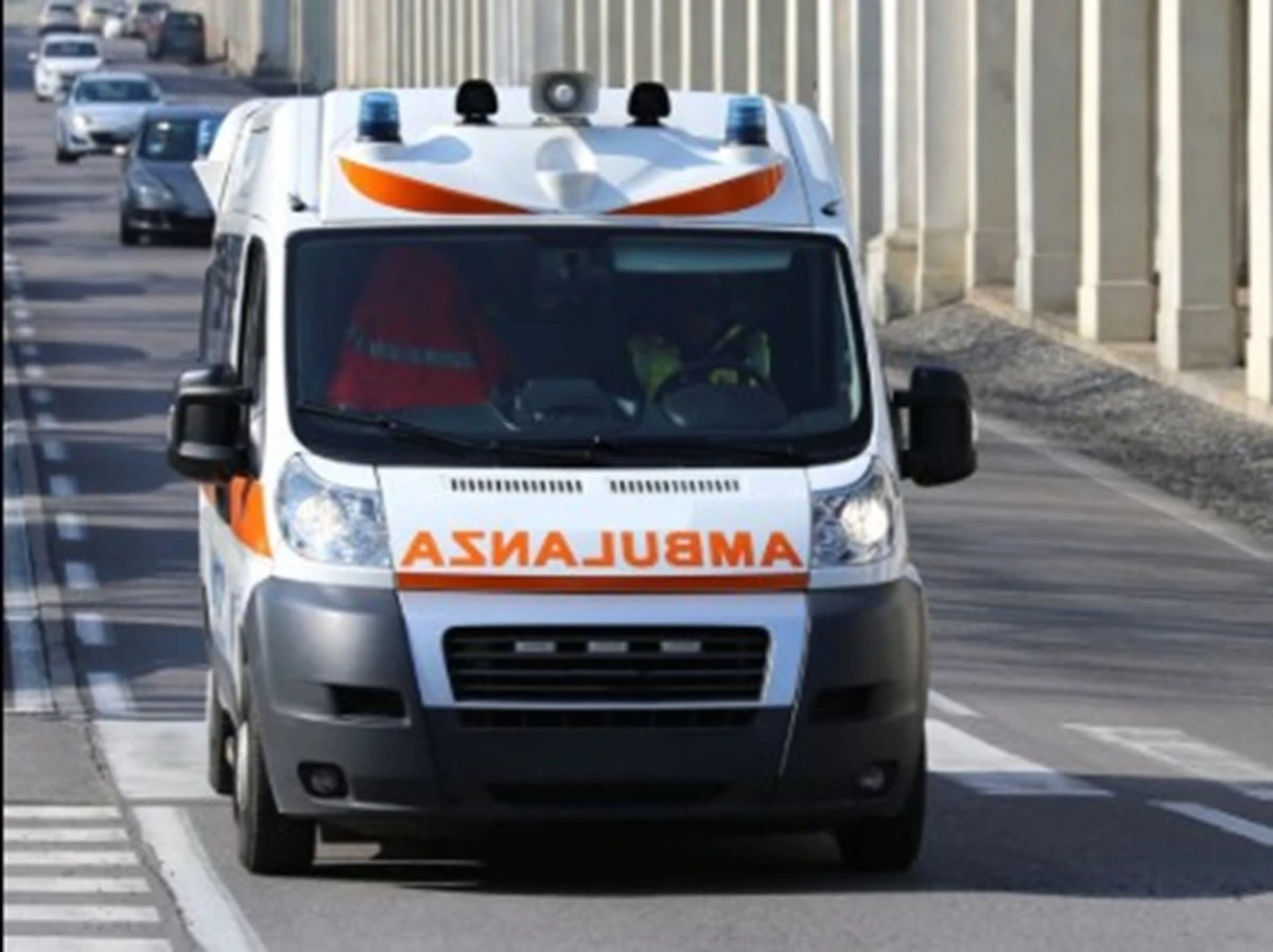 Ambulanza del 118 intervenuta sul luogo dell