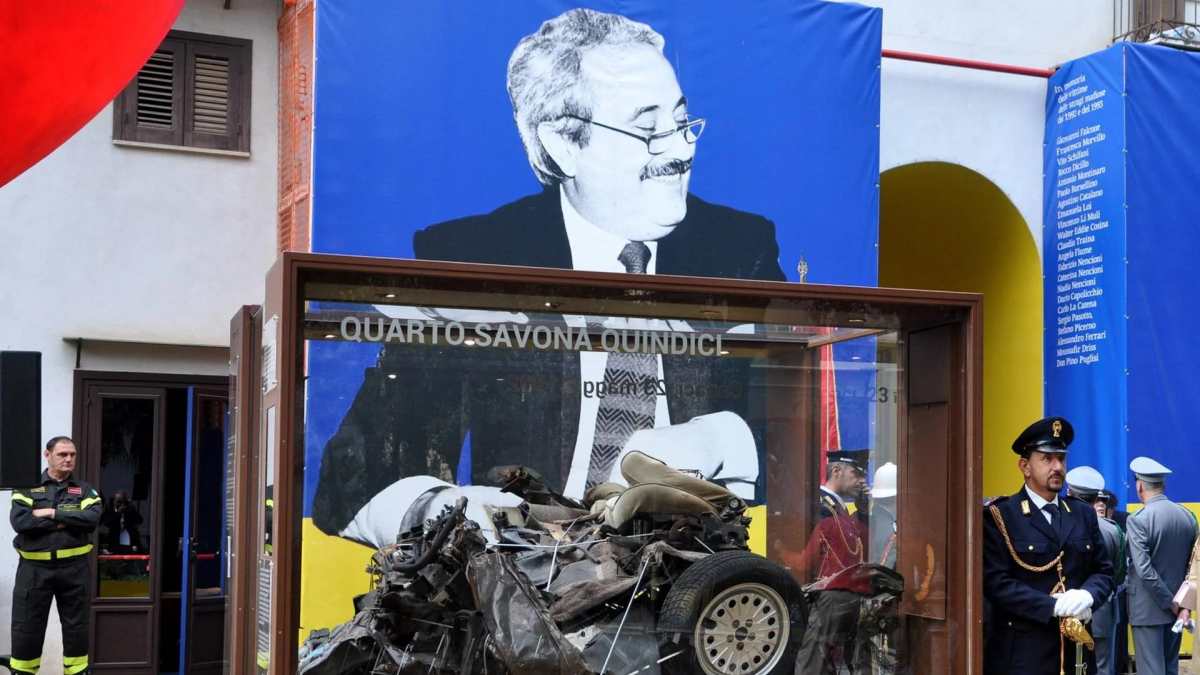 la mafia voleva piegare lo stato il ricordo di mattarella a 34 anni dalla strage di capaci da Thesocialpost.it la mafia voleva piegare lo stato il ricordo di mattarella a 34 anni dalla strage di capaci